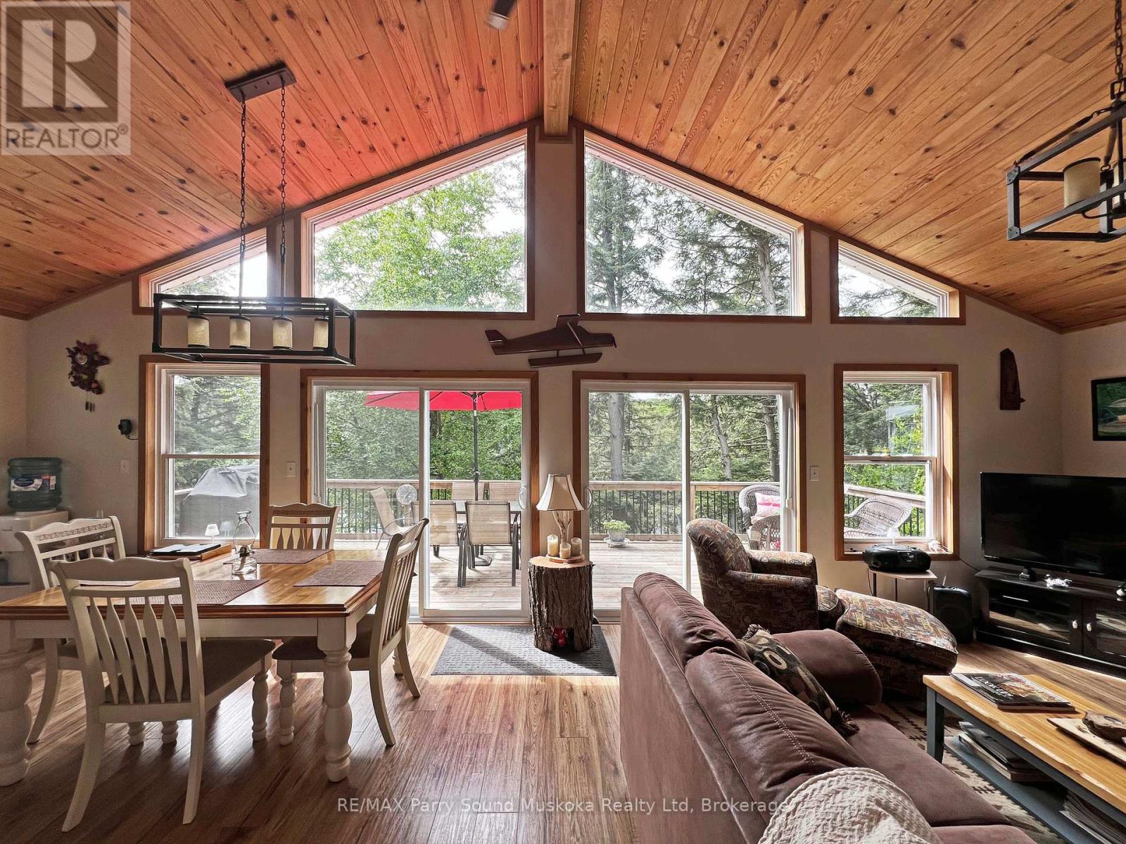 994 Toad Lake, Parry Sound Remote Area, Ontario  P0H 1S0 - Photo 3 - X12226547