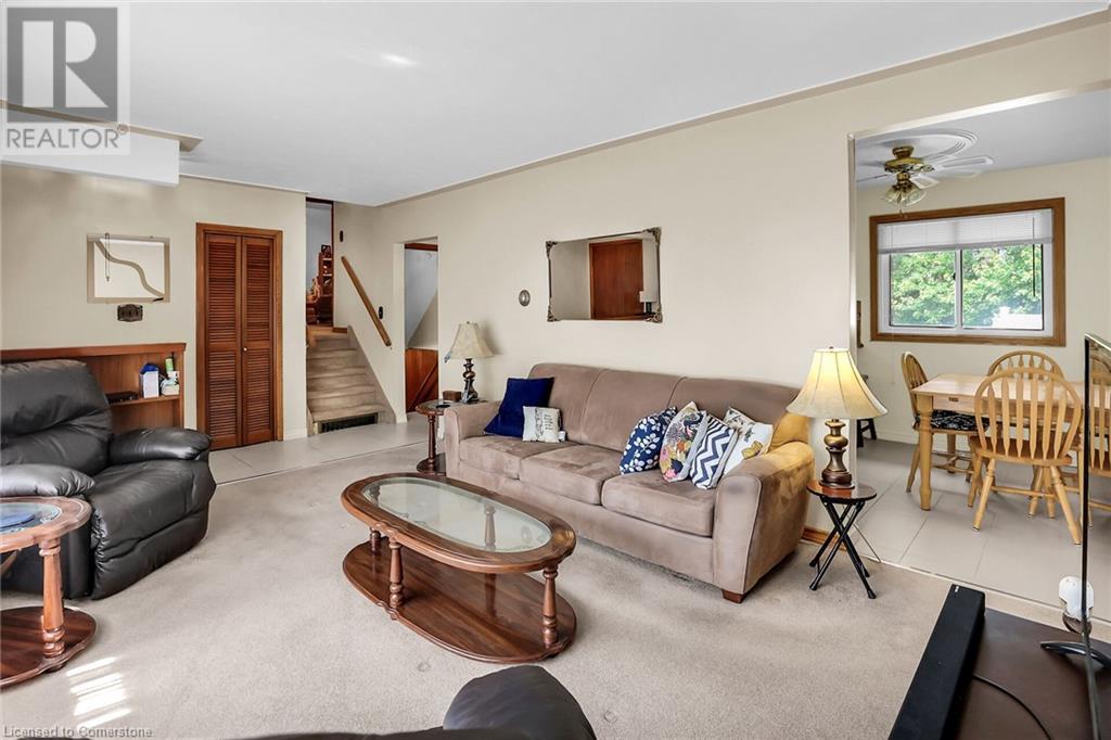 Property at 4088 BARRY Drive image 4