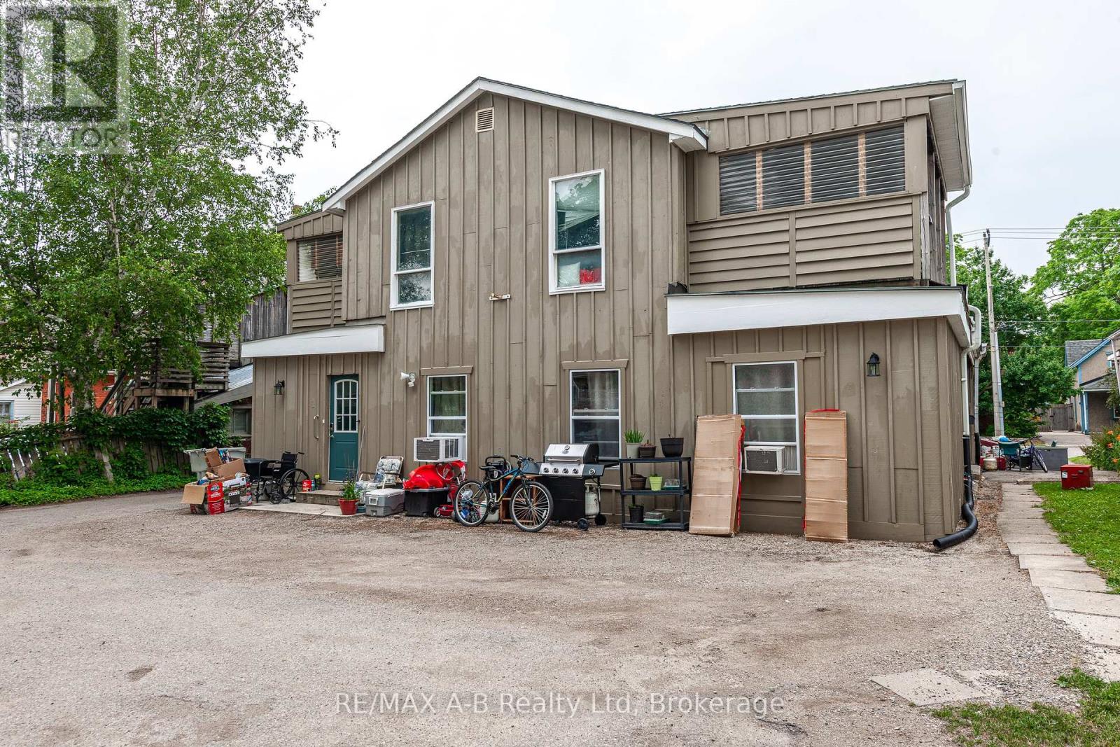 34-38 Douro Street, Stratford, Ontario  N5A 3R3 - Photo 5 - X12260878