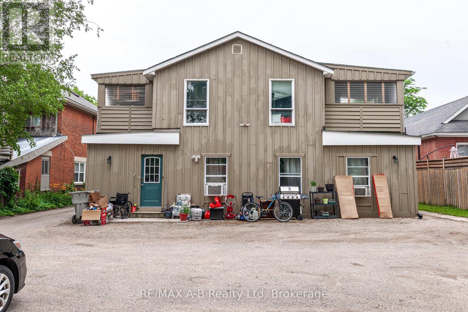34-38 Douro Street, Stratford, Ontario  N5A 3R3 - Photo 6 - X12260878