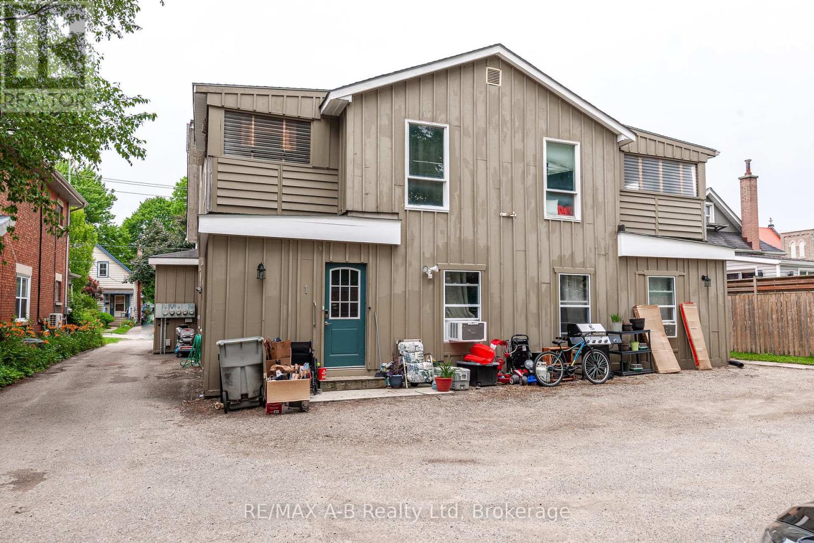 34-38 Douro Street, Stratford, Ontario  N5A 3R3 - Photo 7 - X12260878