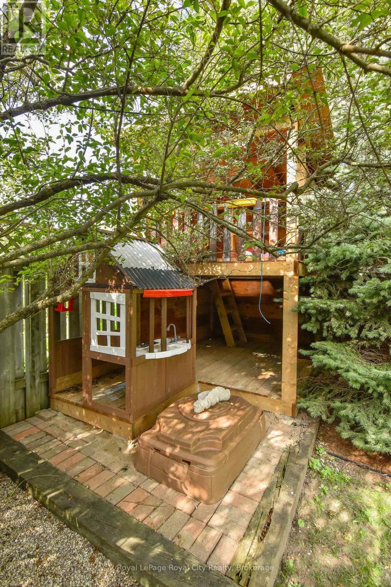236 Ironwood Road, Guelph, Ontario  N1G 3G1 - Photo 47 - X12260896