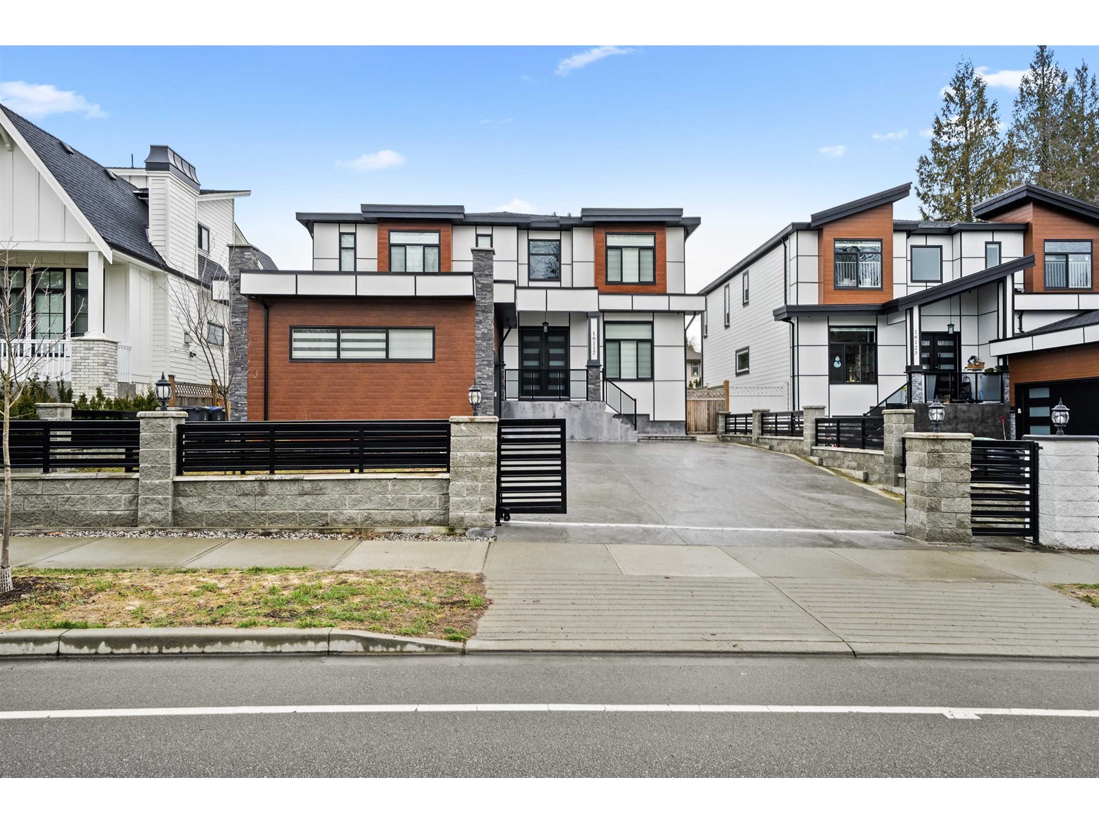 Property at 16117 108 AVENUE image 1