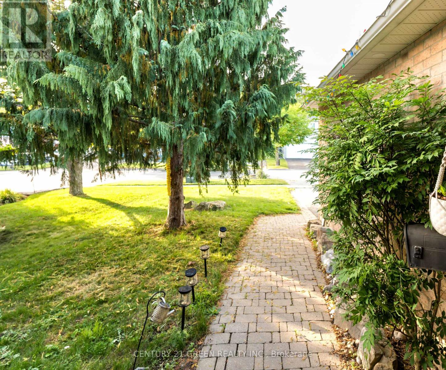 Property at 13 ALDERBROOK DRIVE image 5