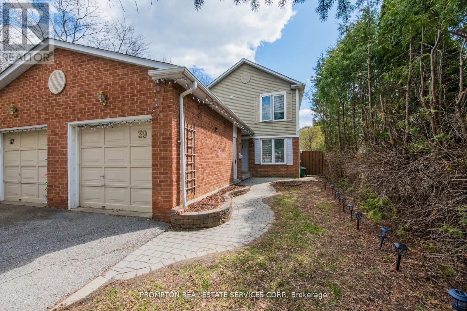 Property at 39 FROST DRIVE image 1