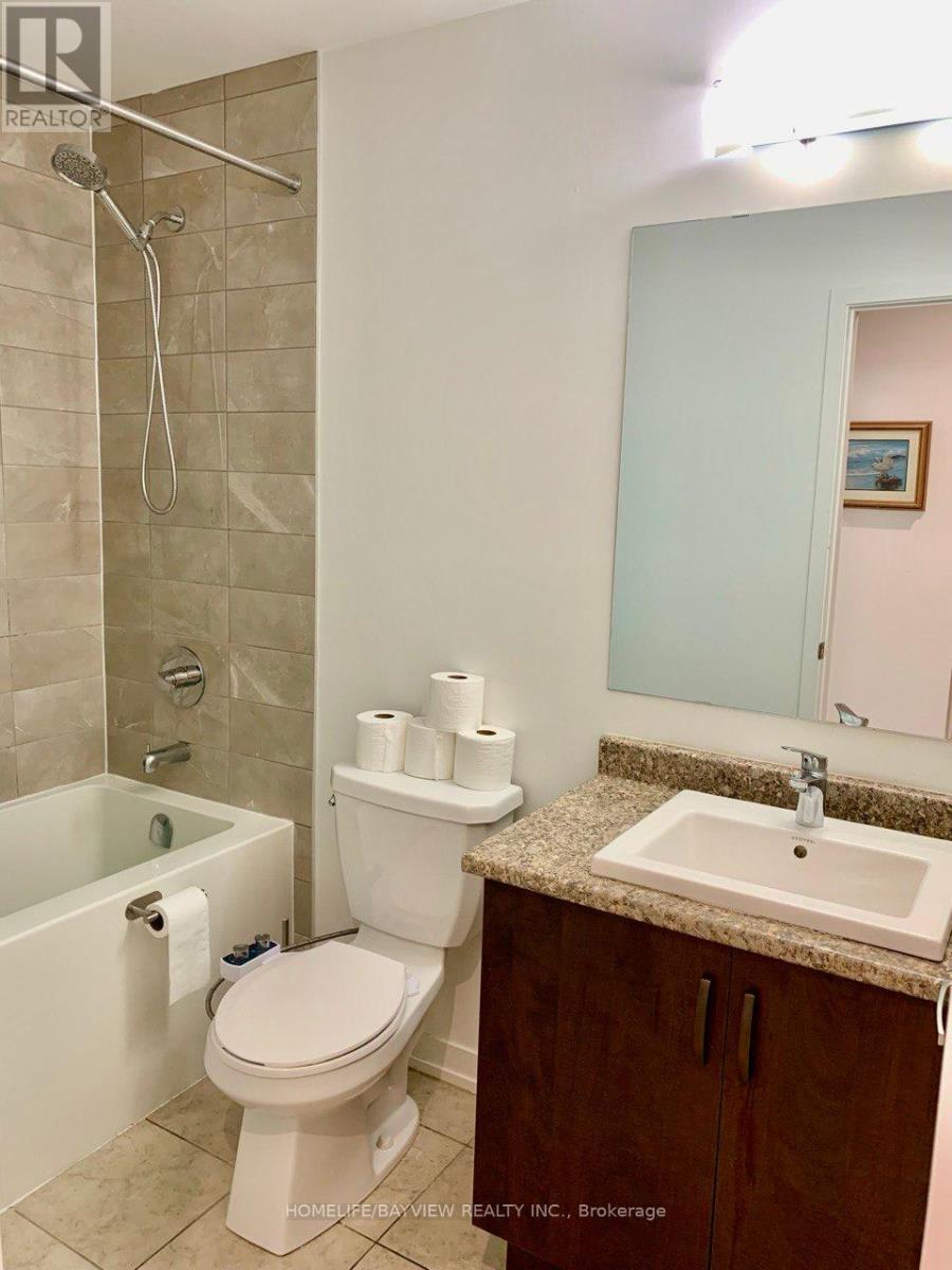 221 Harding Park Street N, Newmarket, Ontario  L3Y 0E3 - Photo 10 - N12260767