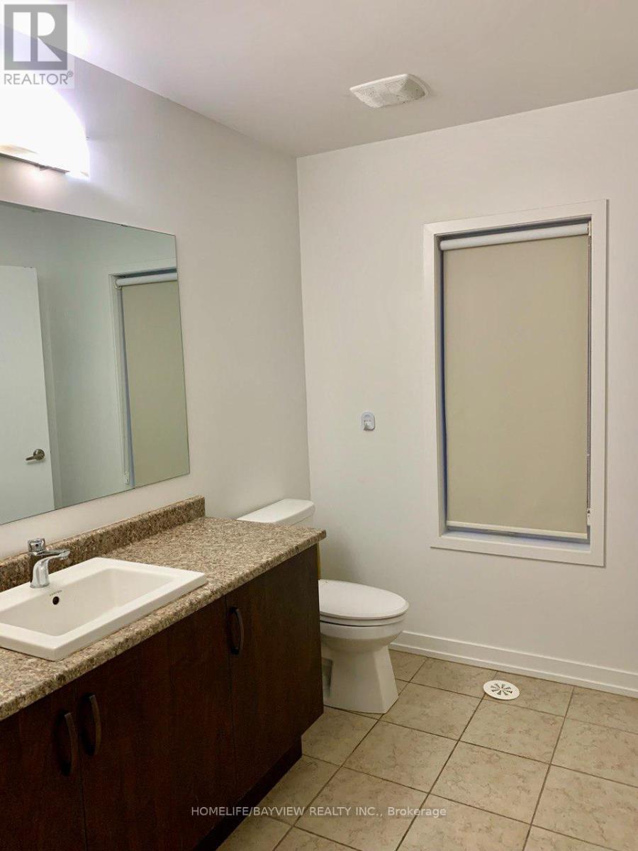 221 Harding Park Street N, Newmarket, Ontario  L3Y 0E3 - Photo 12 - N12260767