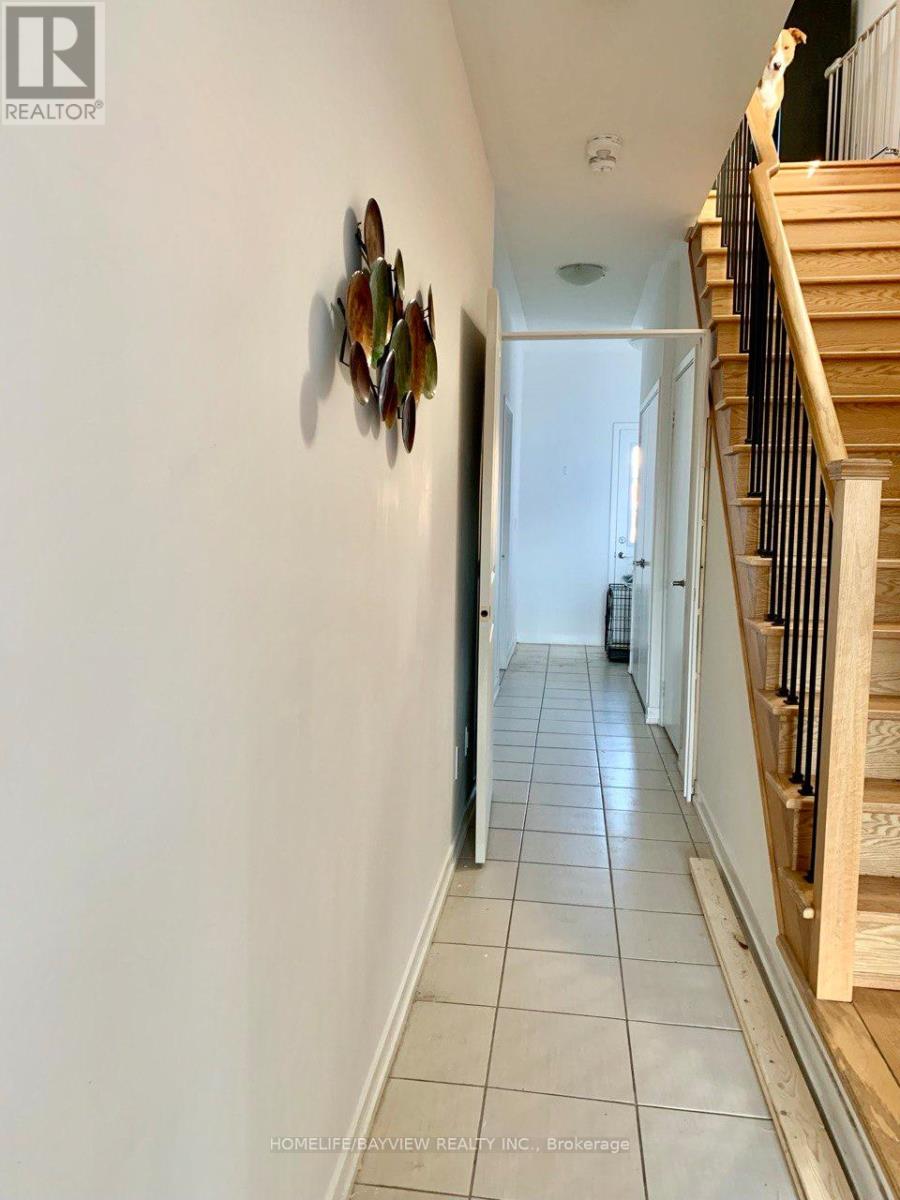 221 Harding Park Street N, Newmarket, Ontario  L3Y 0E3 - Photo 17 - N12260767