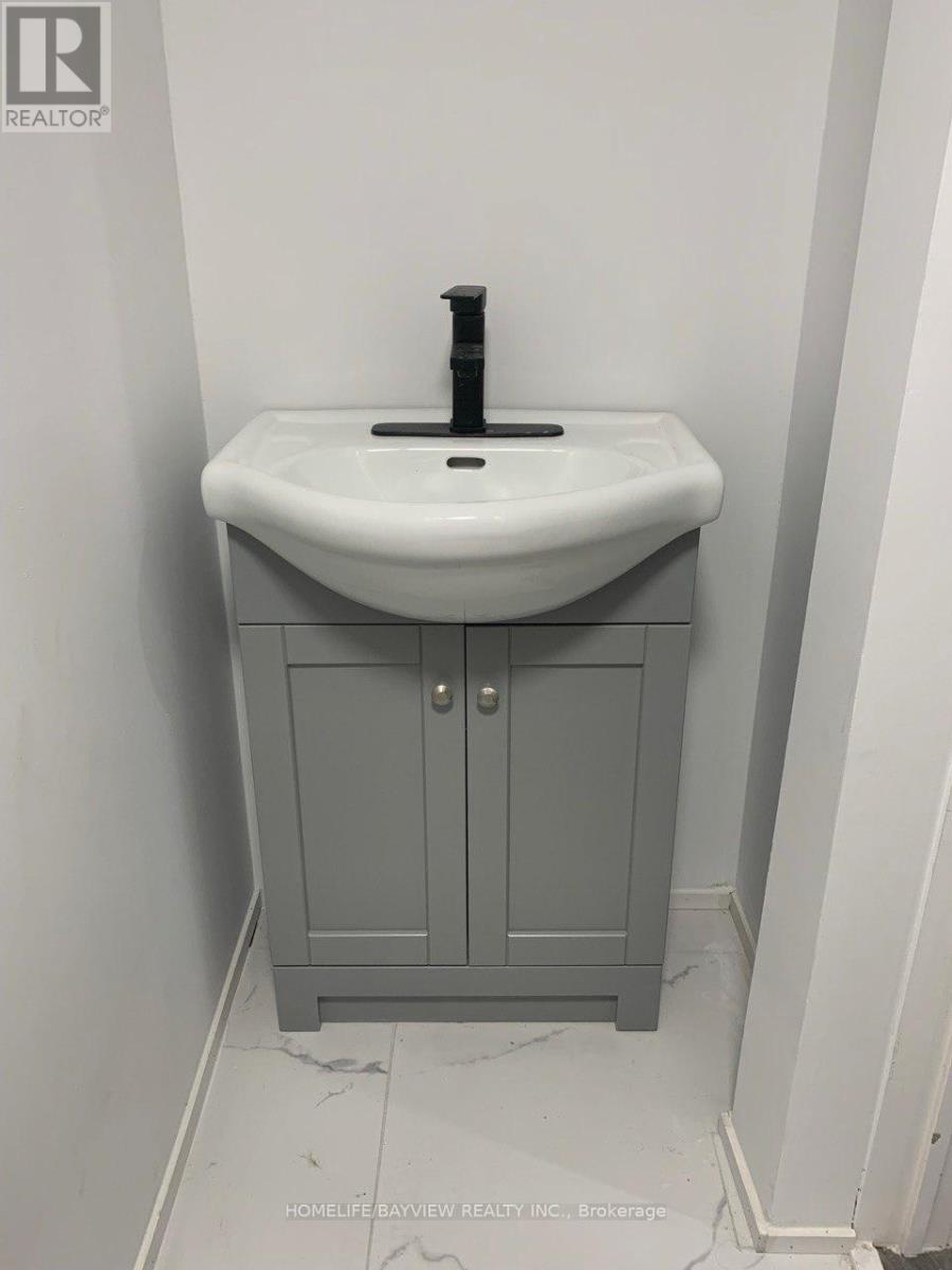 221 Harding Park Street N, Newmarket, Ontario  L3Y 0E3 - Photo 26 - N12260767