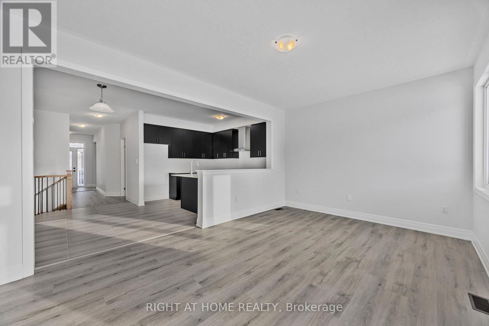 52 Del Ray Crescent, Wasaga Beach, Ontario  L9Z 0N8 - Photo 18 - S12260728
