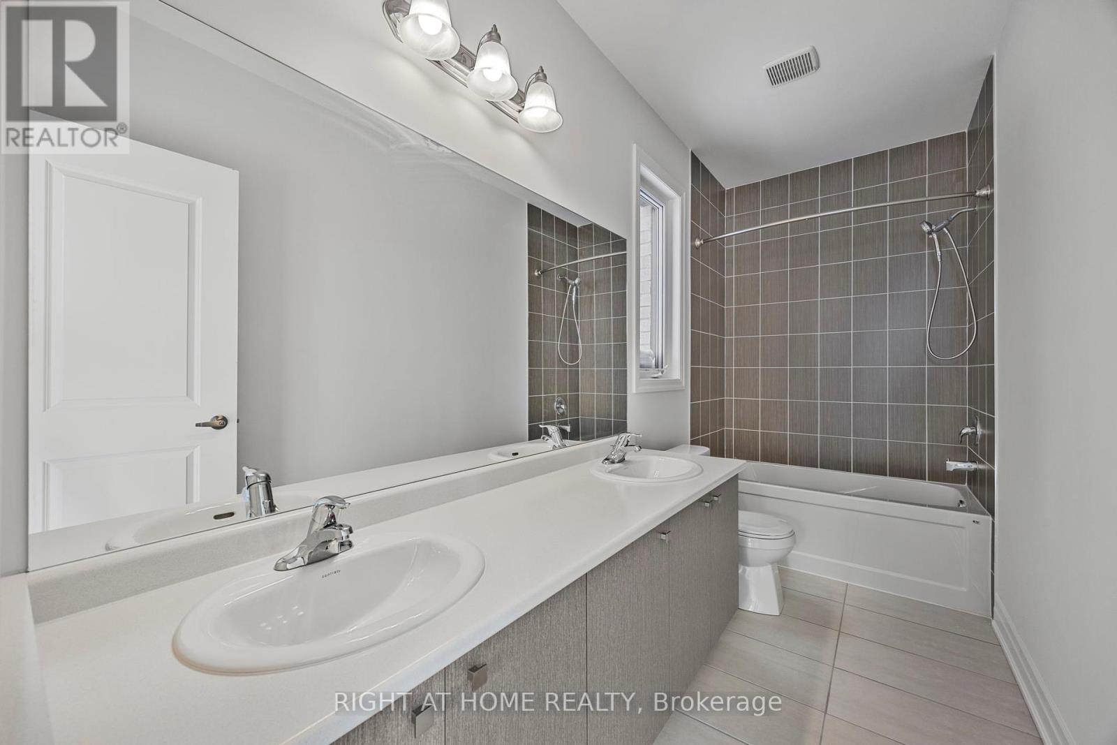 52 Del Ray Crescent, Wasaga Beach, Ontario  L9Z 0N8 - Photo 25 - S12260728
