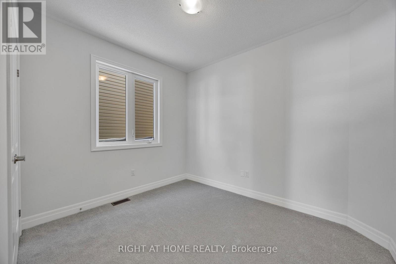 52 Del Ray Crescent, Wasaga Beach, Ontario  L9Z 0N8 - Photo 29 - S12260728