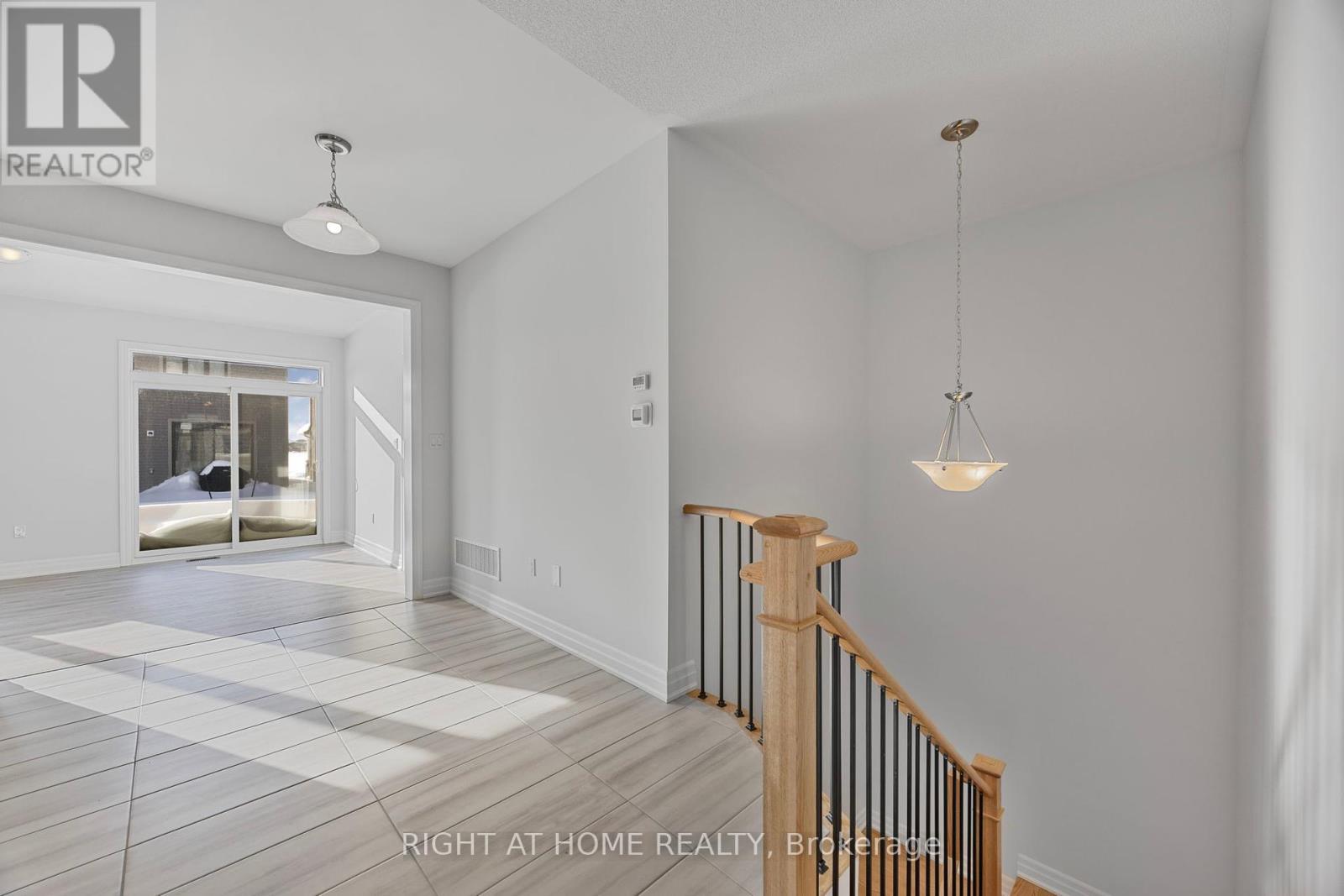 52 Del Ray Crescent, Wasaga Beach, Ontario  L9Z 0N8 - Photo 32 - S12260728