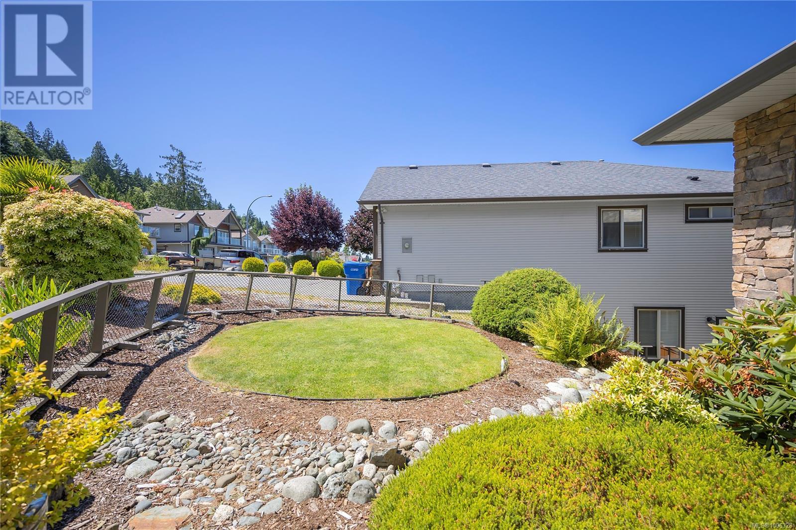 Property at 5153 Dunn Pl image 3