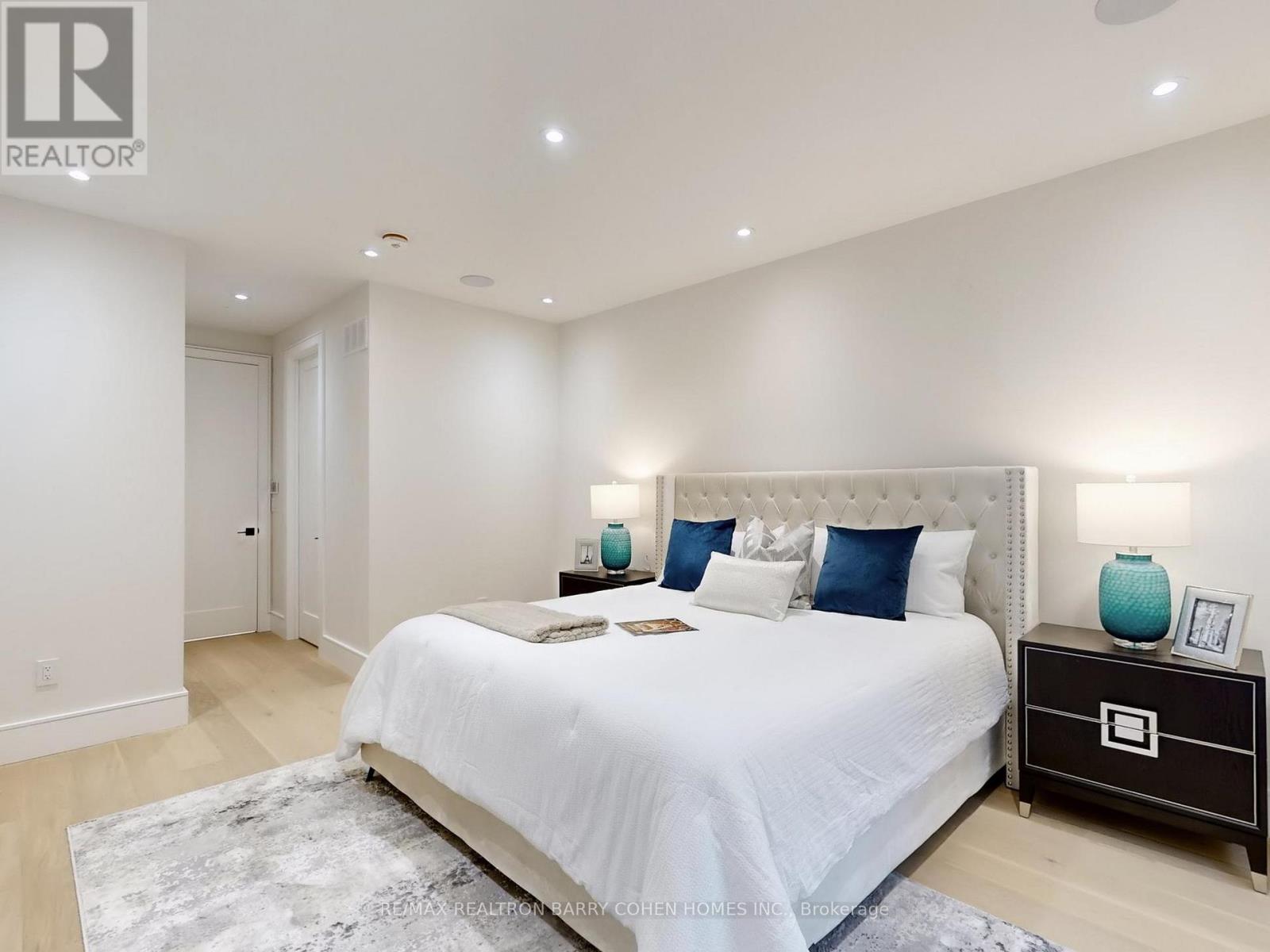 112 Newcastle Street, Toronto, Ontario  M8Z 1C8 - Photo 13 - W12260782