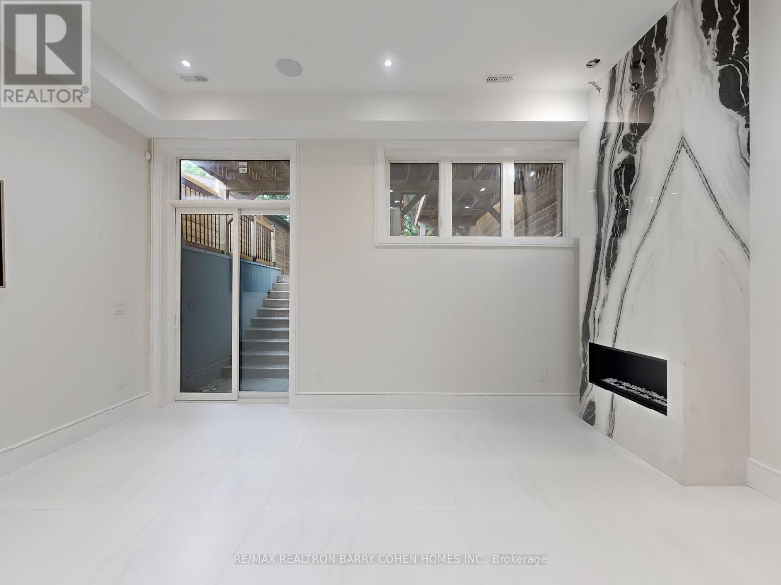 112 Newcastle Street, Toronto, Ontario  M8Z 1C8 - Photo 19 - W12260782