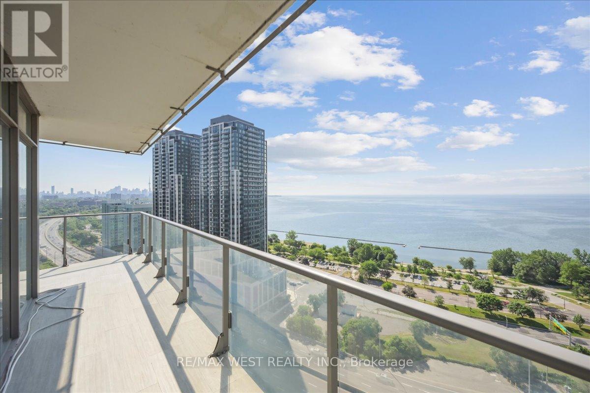 2304 - 103 The Queensway, Toronto, Ontario  M6S 5B3 - Photo 11 - W12260828