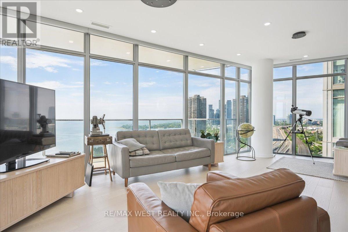 2304 - 103 The Queensway, Toronto, Ontario  M6S 5B3 - Photo 4 - W12260828