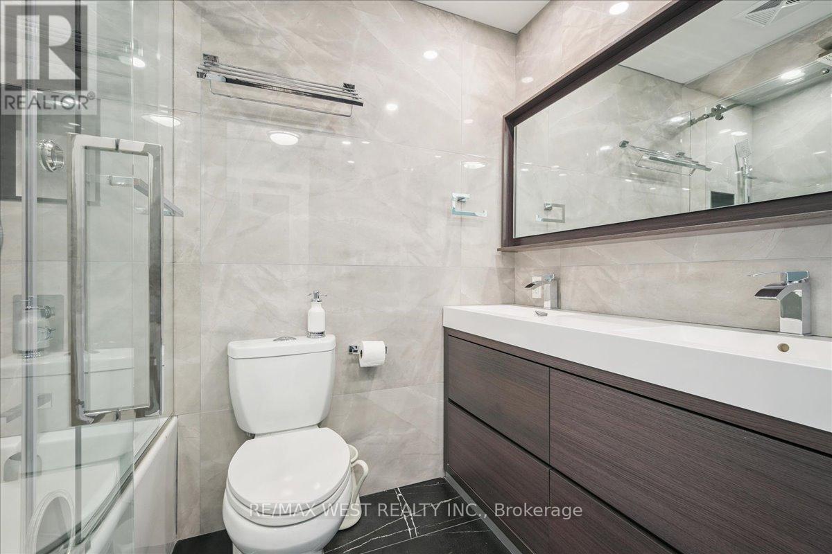 2304 - 103 The Queensway, Toronto, Ontario  M6S 5B3 - Photo 9 - W12260828