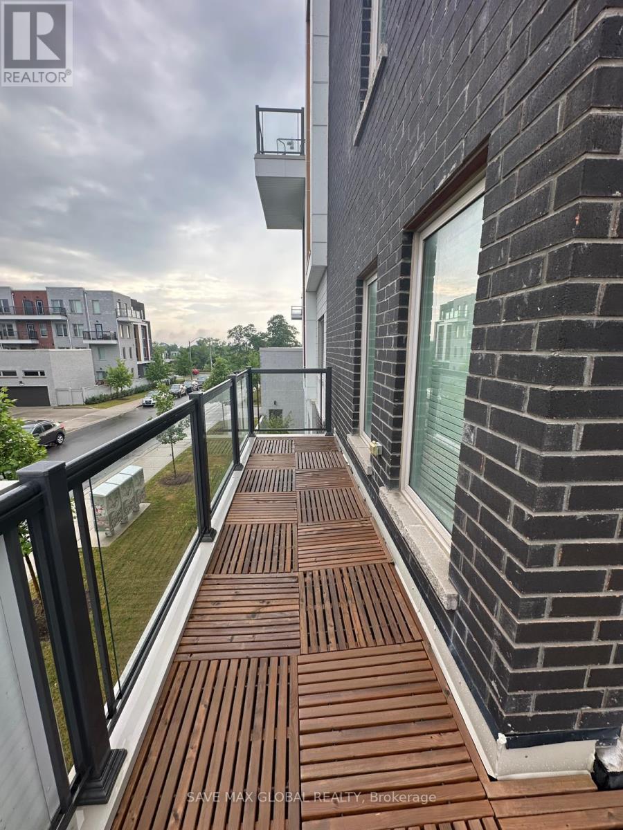 82 William Duncan Road, Toronto, Ontario  M3K 0B7 - Photo 15 - W12260856