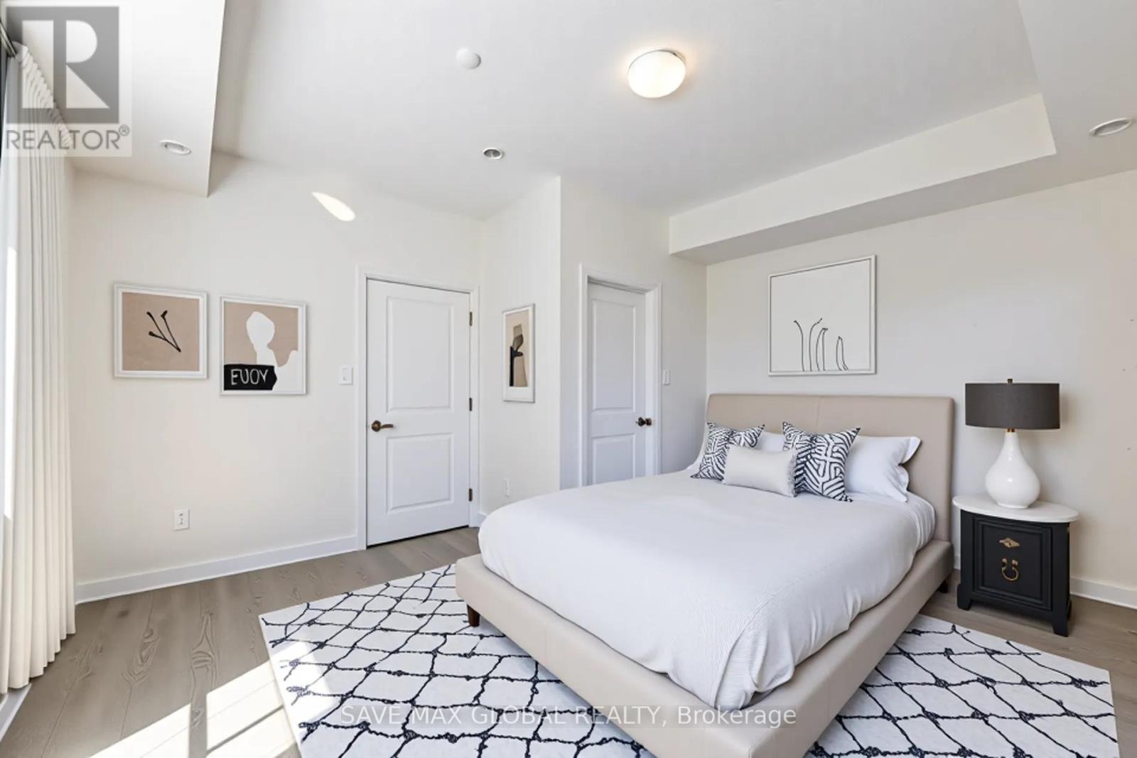 82 William Duncan Road, Toronto, Ontario  M3K 0B7 - Photo 9 - W12260856