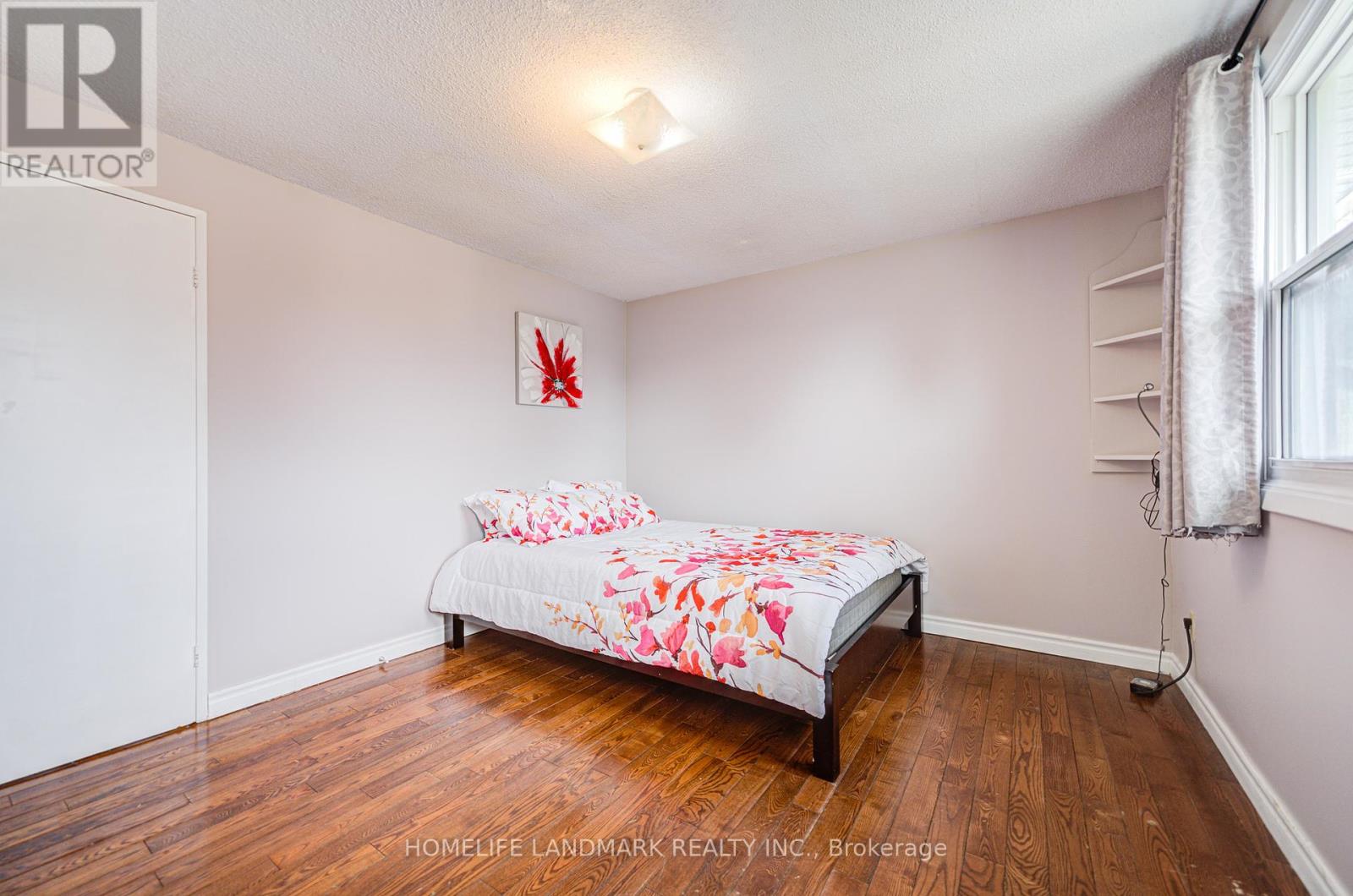 2 - 401 Keats Way, Waterloo, Ontario  N2L 5S7 - Photo 28 - X12260807