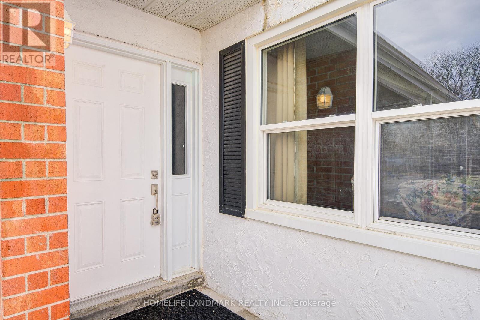 Property at 2 - 401 KEATS WAY image 3