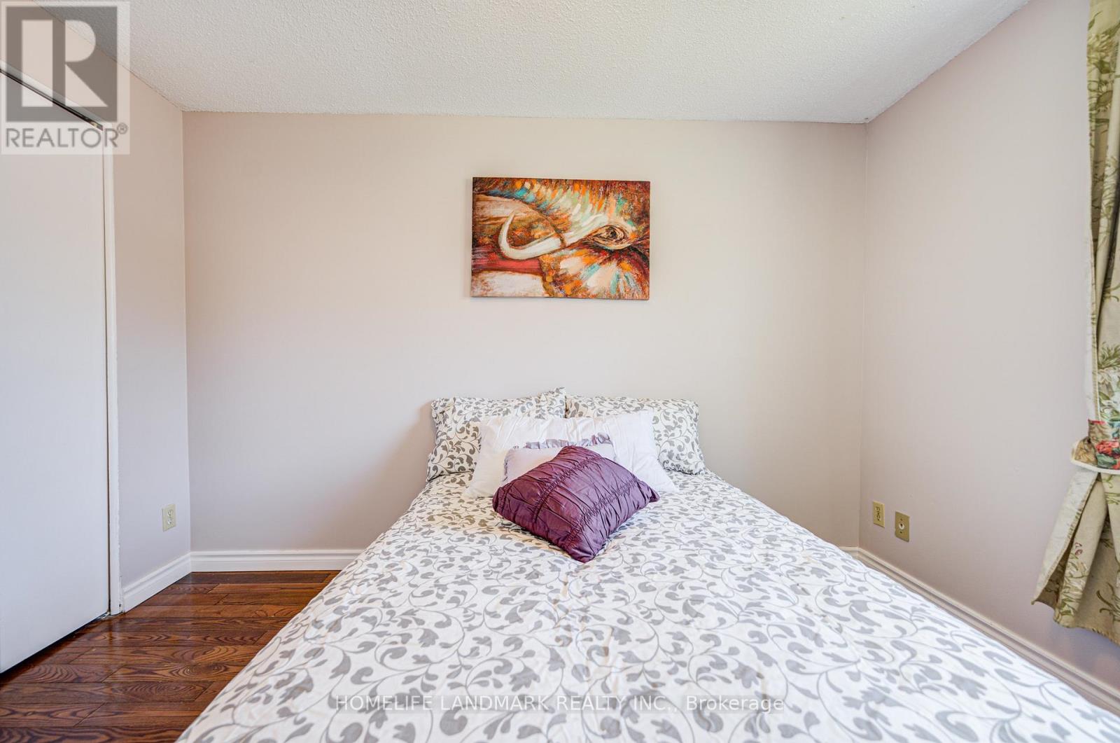 2 - 401 Keats Way, Waterloo, Ontario  N2L 5S7 - Photo 36 - X12260807