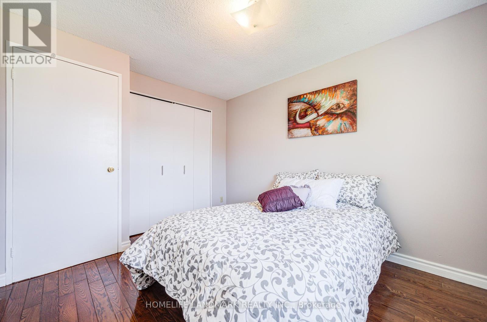 2 - 401 Keats Way, Waterloo, Ontario  N2L 5S7 - Photo 37 - X12260807