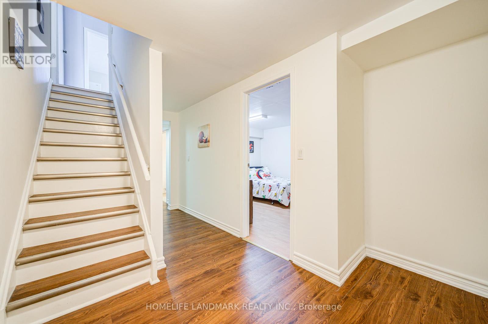 2 - 401 Keats Way, Waterloo, Ontario  N2L 5S7 - Photo 38 - X12260807