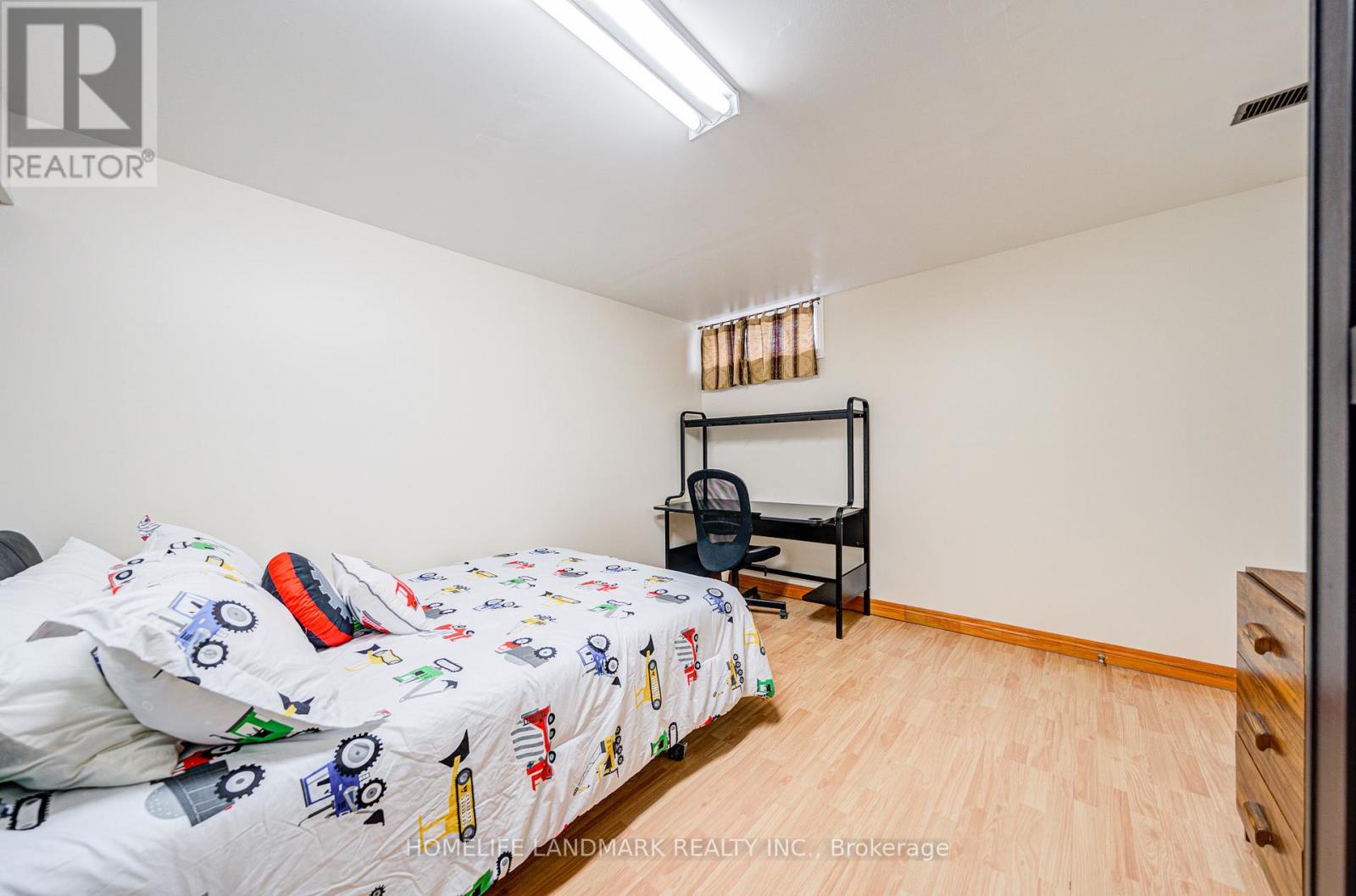 2 - 401 Keats Way, Waterloo, Ontario  N2L 5S7 - Photo 41 - X12260807