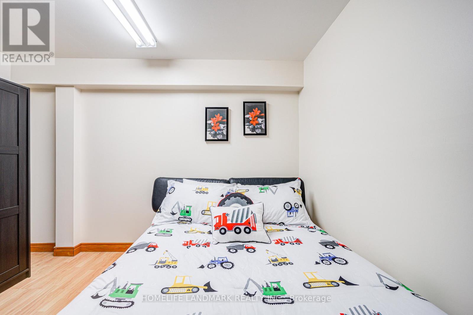 2 - 401 Keats Way, Waterloo, Ontario  N2L 5S7 - Photo 42 - X12260807
