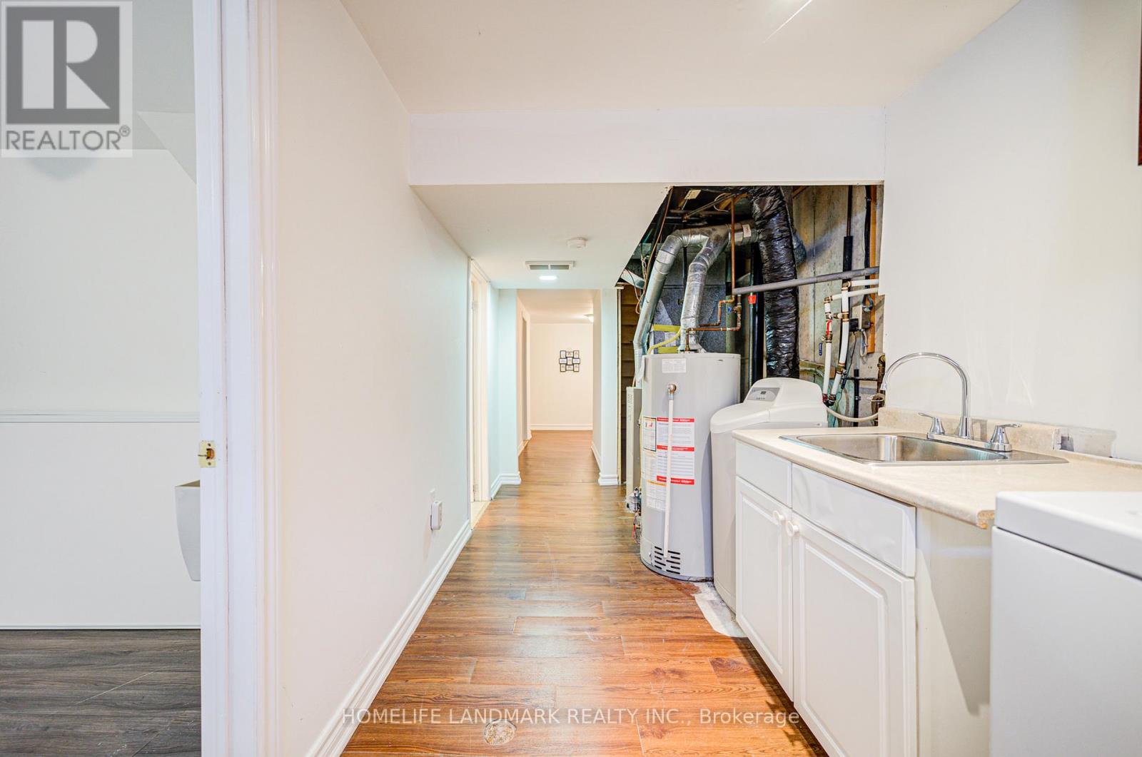 2 - 401 Keats Way, Waterloo, Ontario  N2L 5S7 - Photo 45 - X12260807