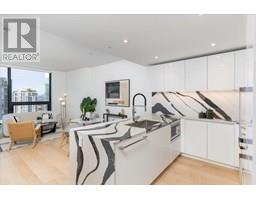 1104 135 E 13th Street, North Vancouver, Ca