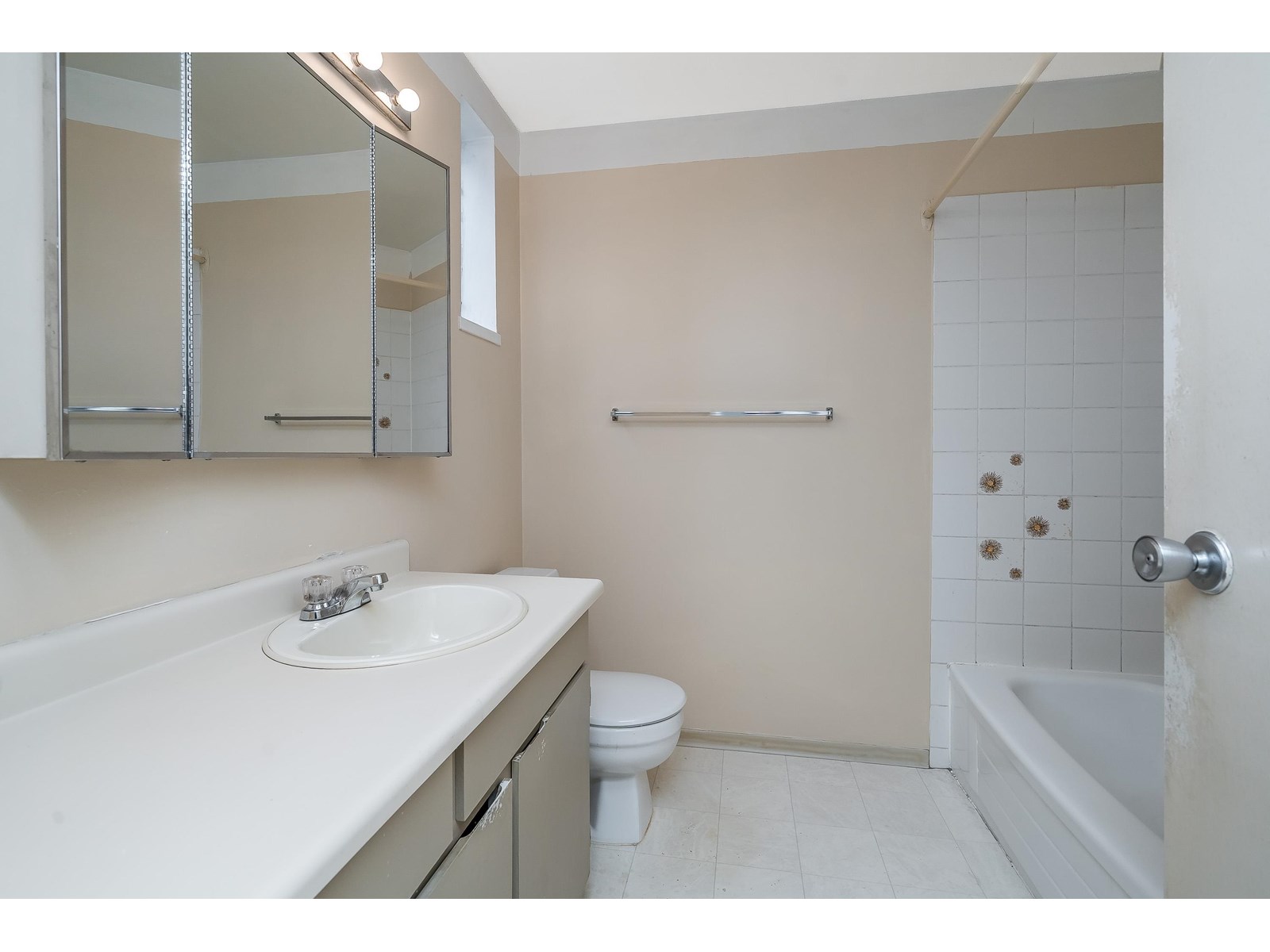 15766 Mcbeth Road, Surrey, British Columbia  V4A 5X3 - Photo 29 - R3021328