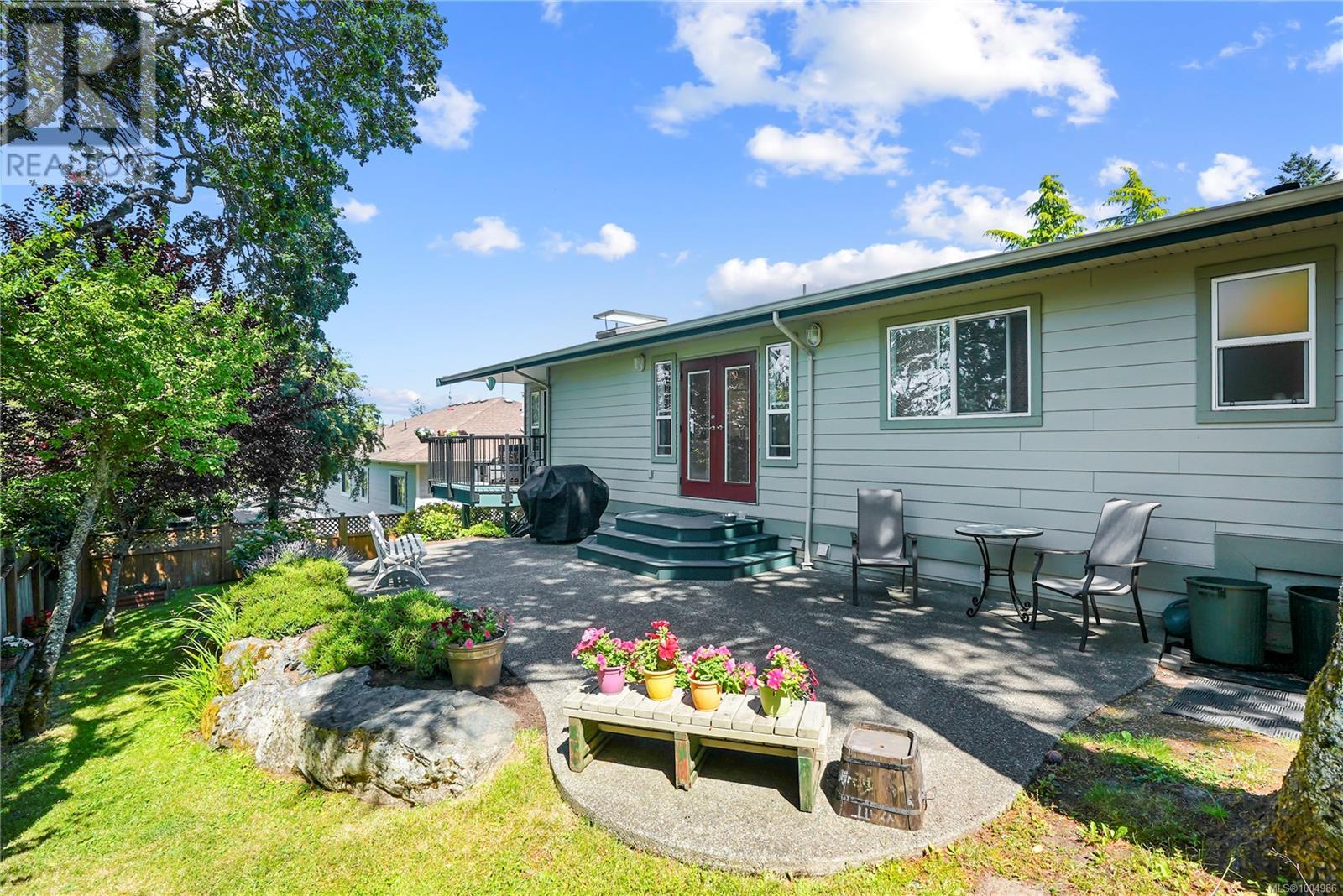 Property at 4 915 Glen Vale Rd image 2