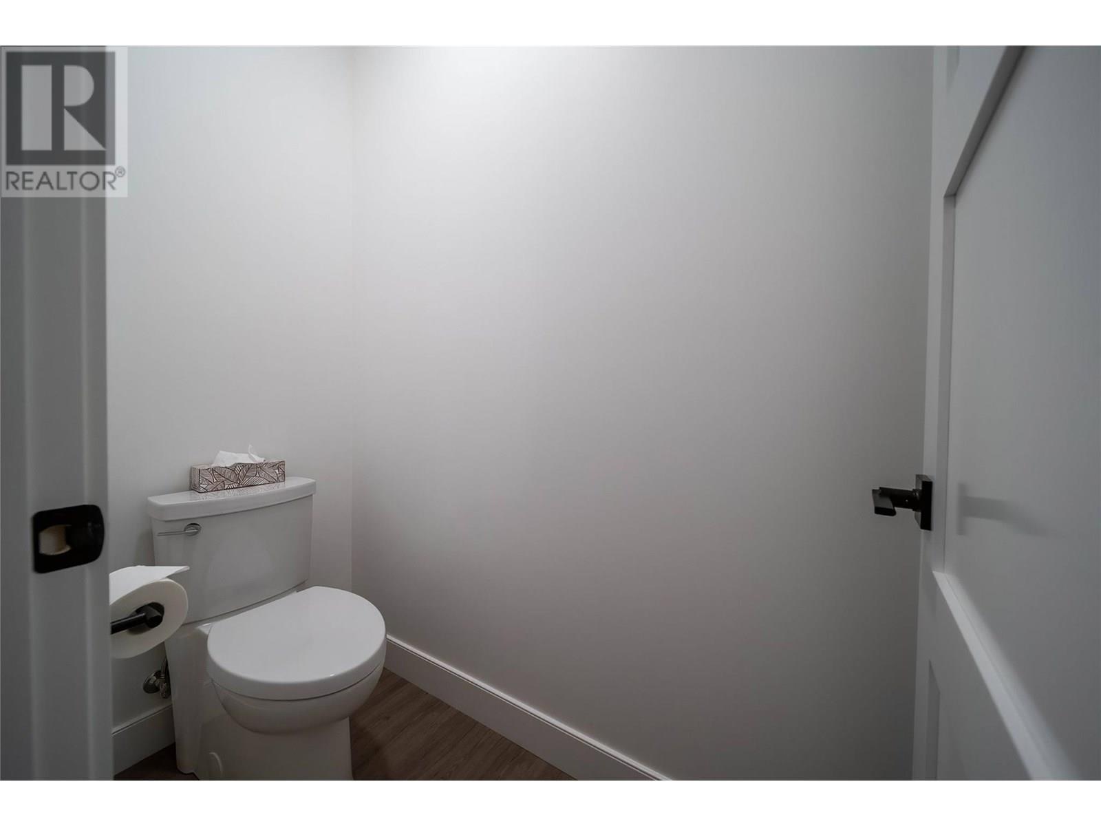 2 Huckleberry Place, Fernie, British Columbia  V0B 1M1 - Photo 34 - 10353618
