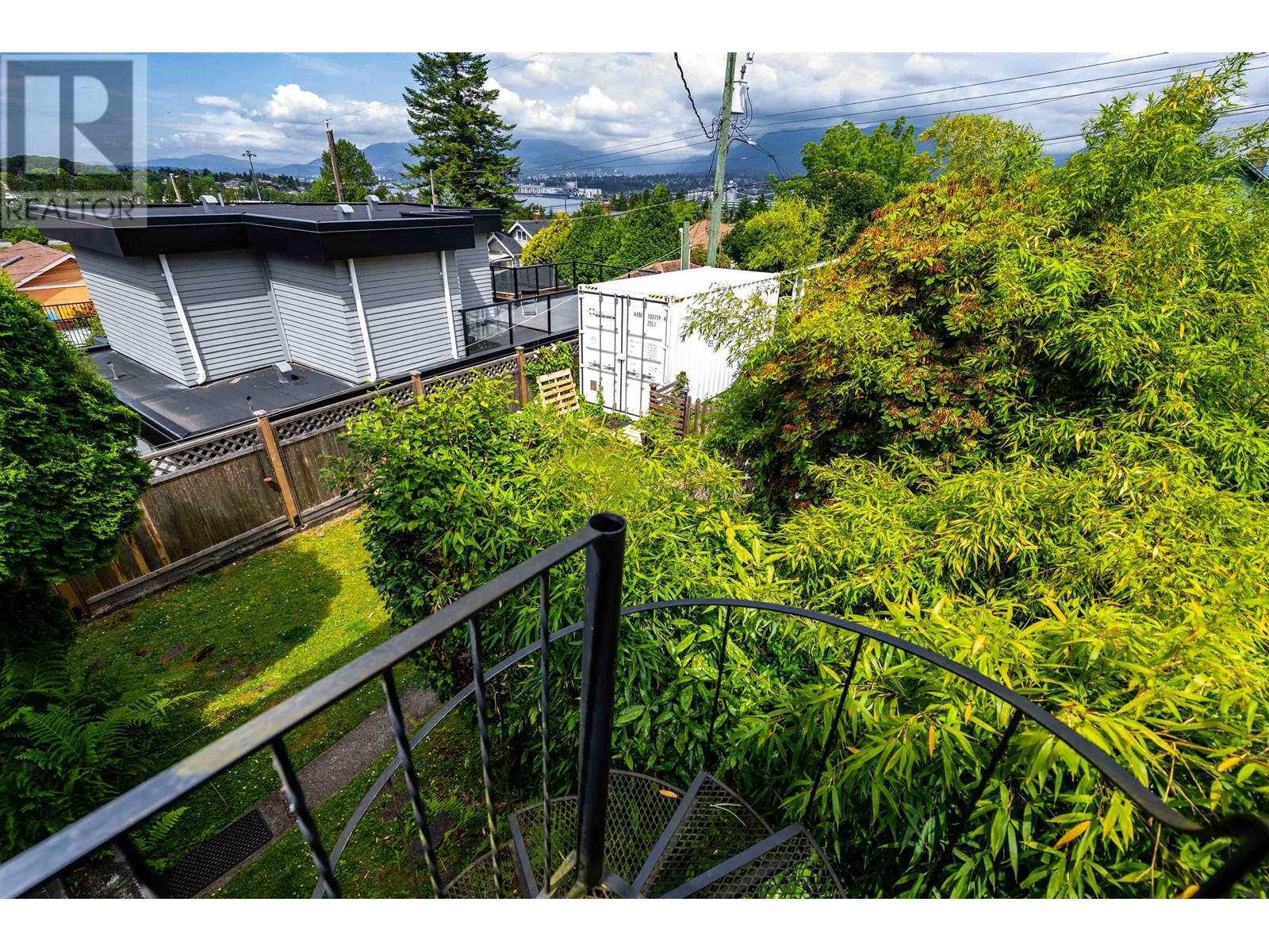 3439 Dundas Street, Vancouver, British Columbia  V5K 1R9 - Photo 16 - R3012960
