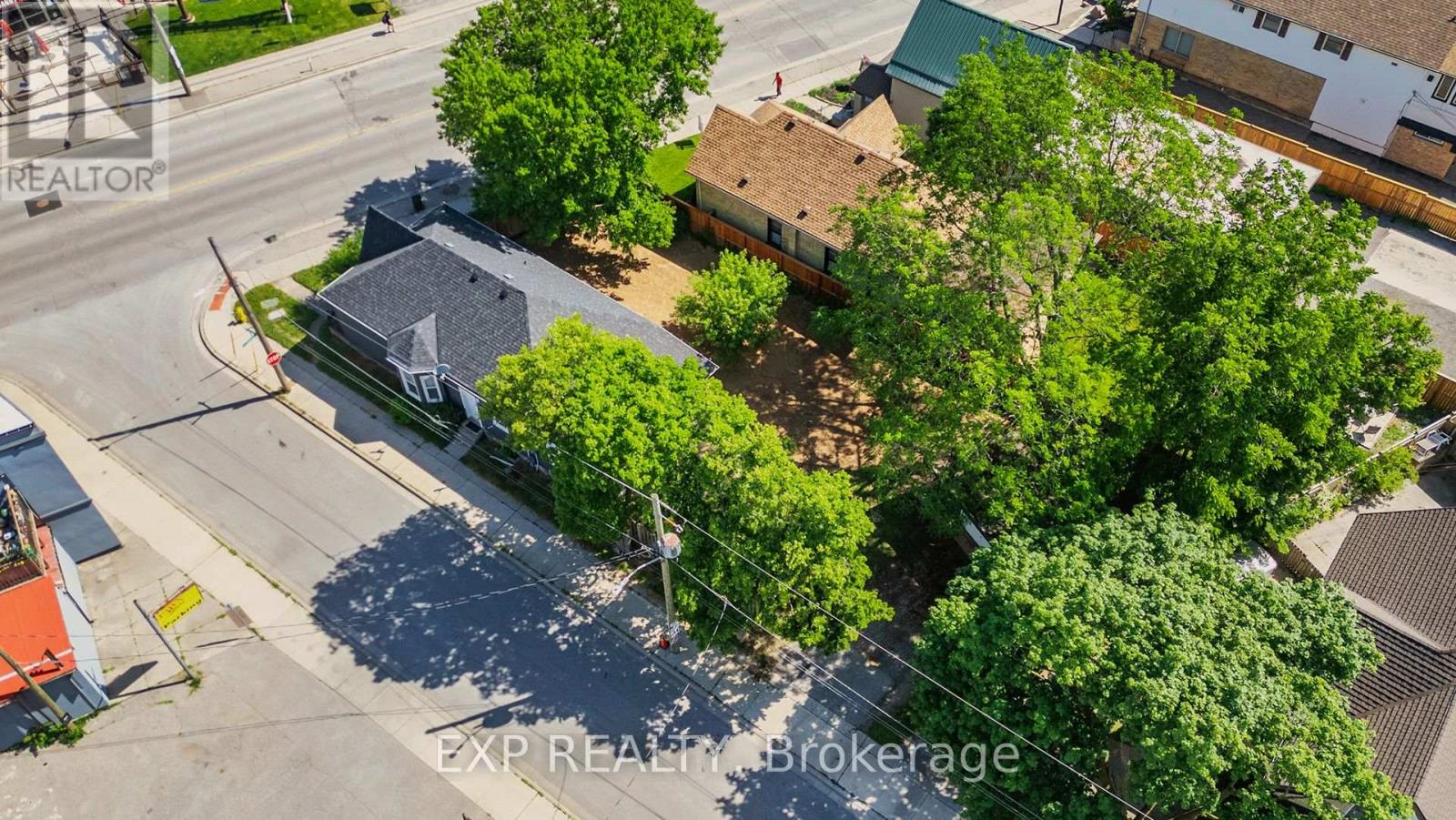 445 Hamilton Road, London East, Ontario  N5Z 1S2 - Photo 18 - X12246188