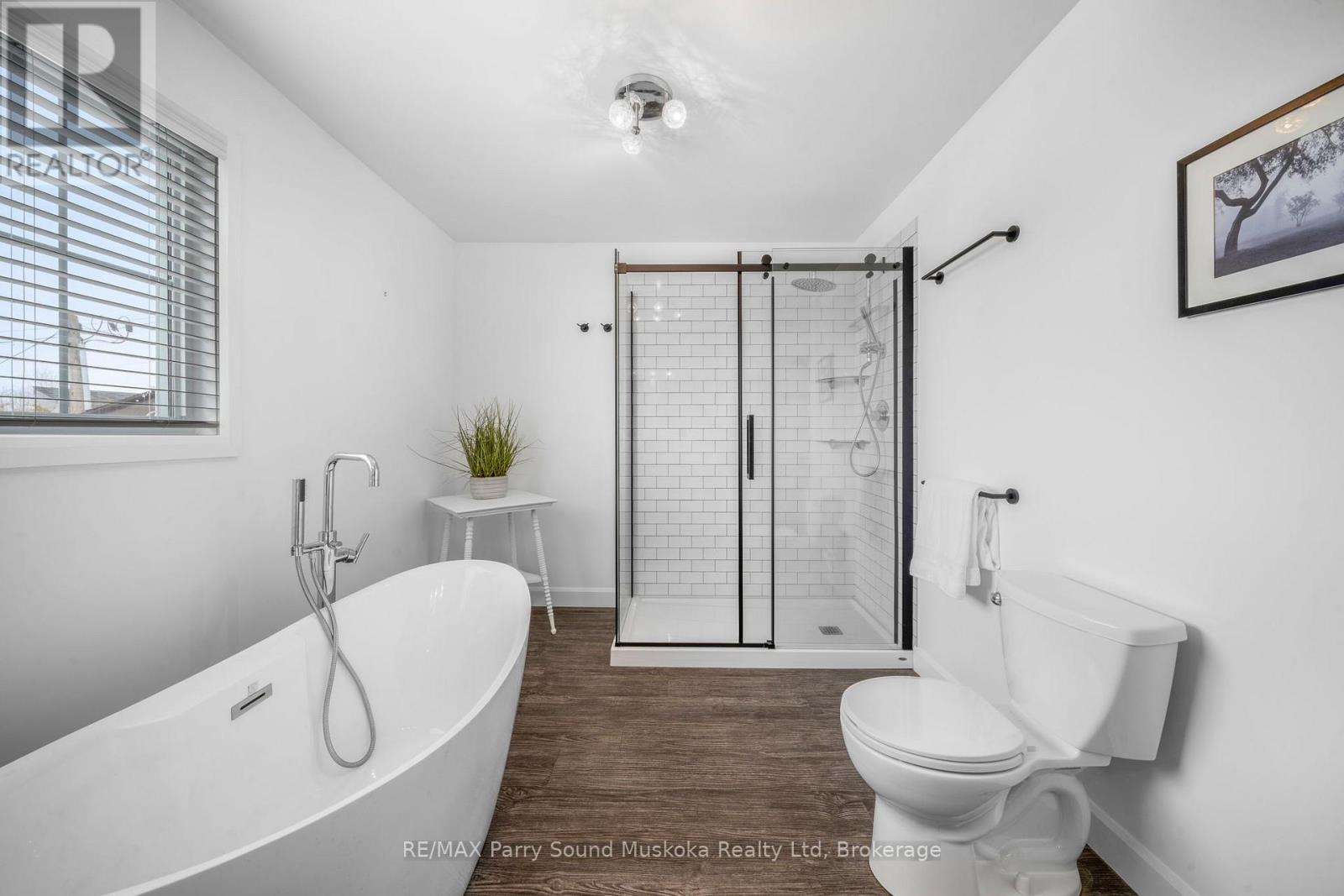 25 The Pointe Road, Parry Sound Remote Area, Ontario  P0G 1A0 - Photo 15 - X12261005