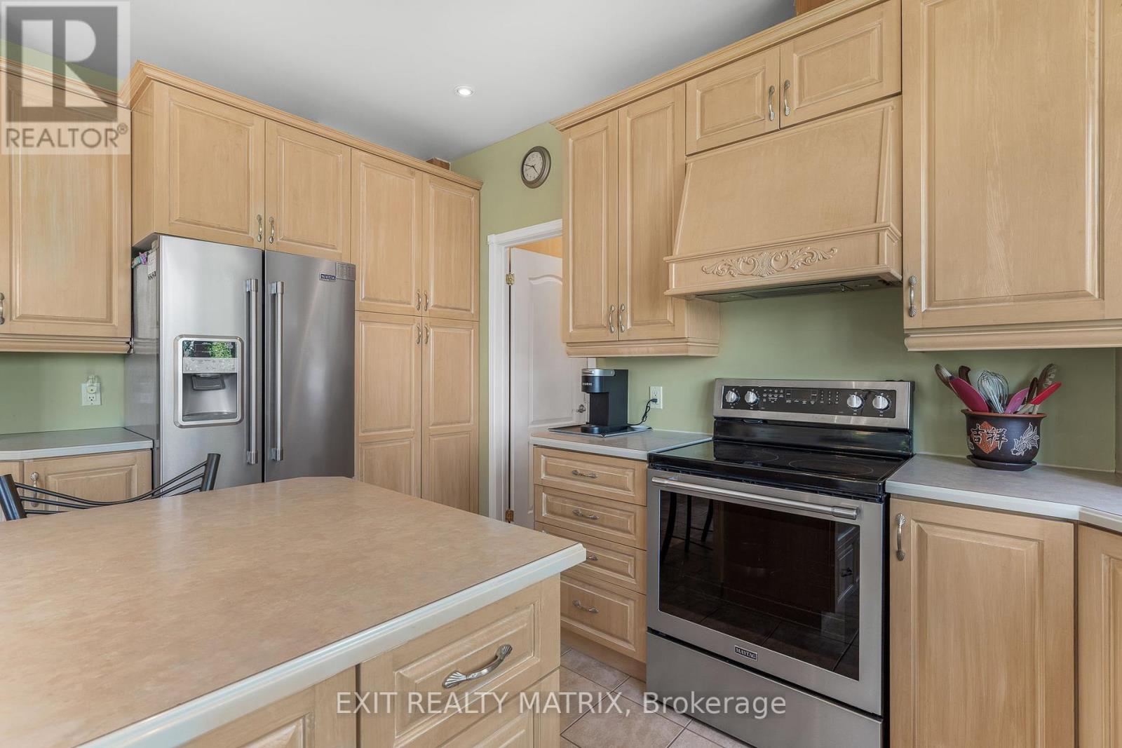 115 Gascon Street, Alfred And Plantagenet, Ontario  K0B 1J0 - Photo 16 - X12261012