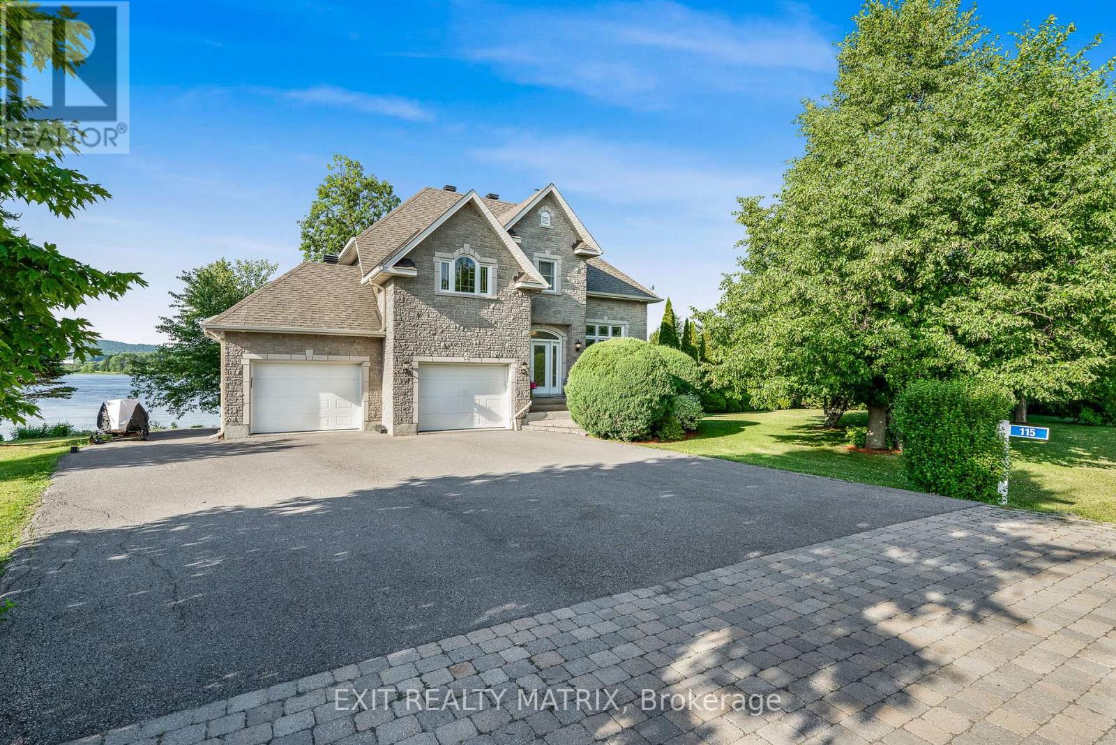115 Gascon Street, Alfred And Plantagenet, Ontario  K0B 1J0 - Photo 2 - X12261012