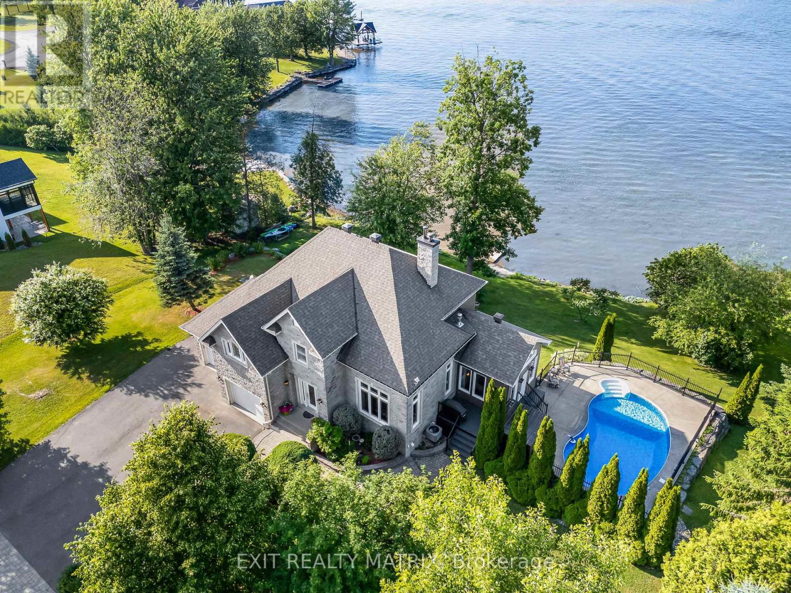 115 Gascon Street, Alfred And Plantagenet, Ontario  K0B 1J0 - Photo 3 - X12261012