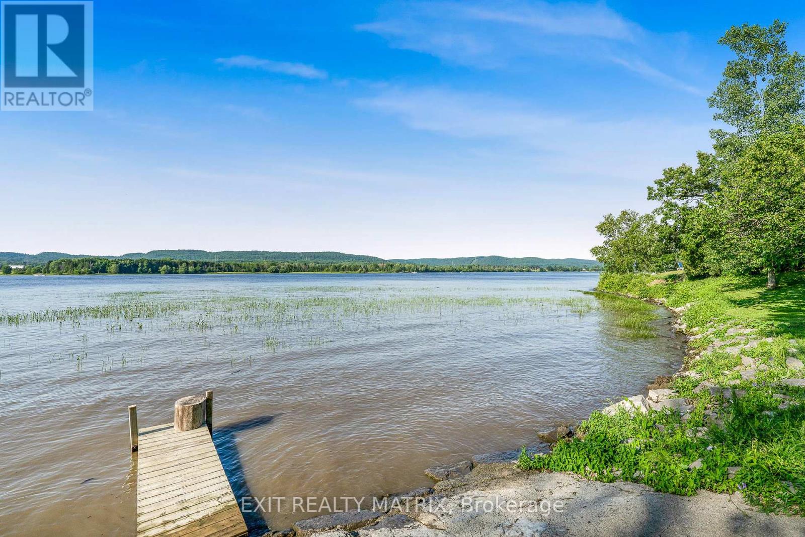 115 Gascon Street, Alfred And Plantagenet, Ontario  K0B 1J0 - Photo 35 - X12261012