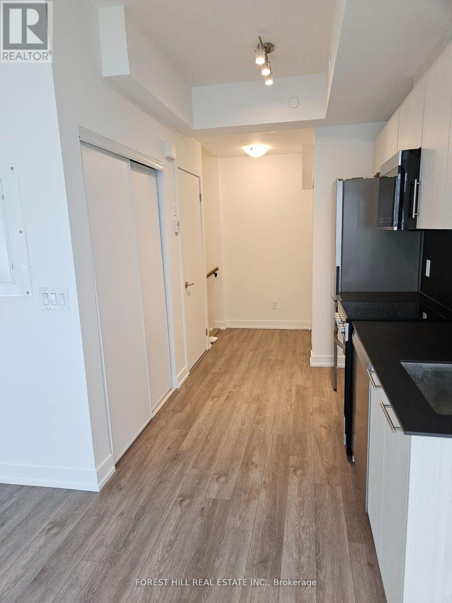 Property at TH16 - 871 SHEPPARD AVENUE W image 4