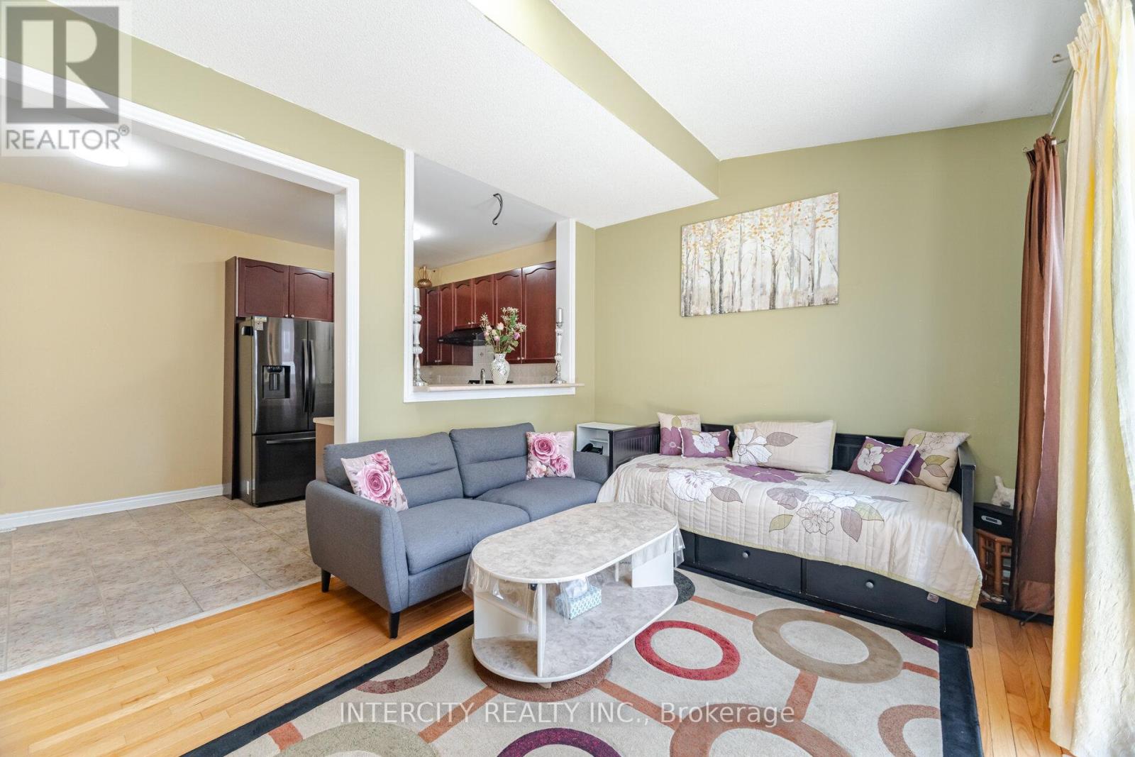 30 Pape Drive, Brampton, Ontario  L6R 0G4 - Photo 15 - W12260935