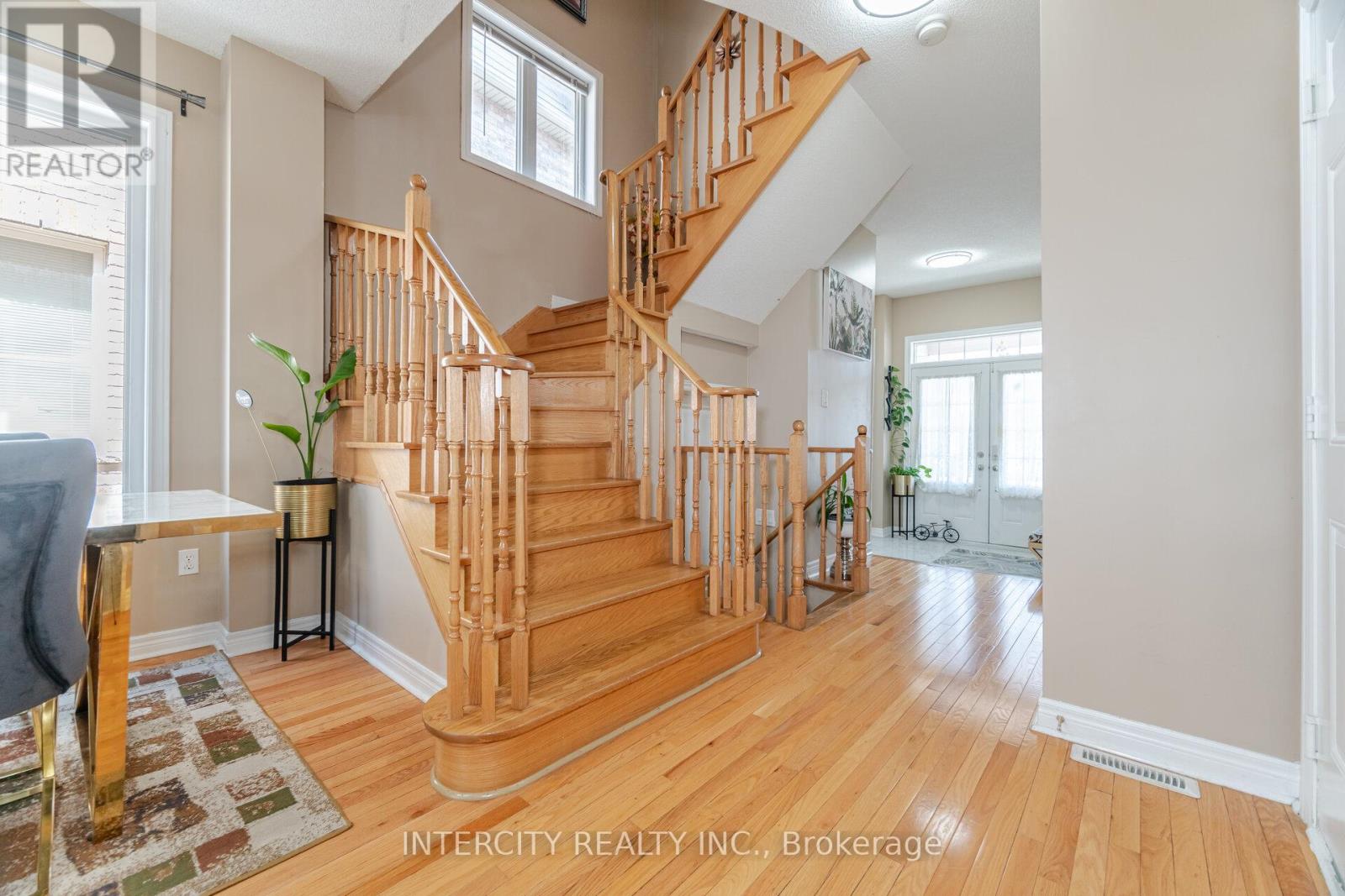 30 Pape Drive, Brampton, Ontario  L6R 0G4 - Photo 19 - W12260935