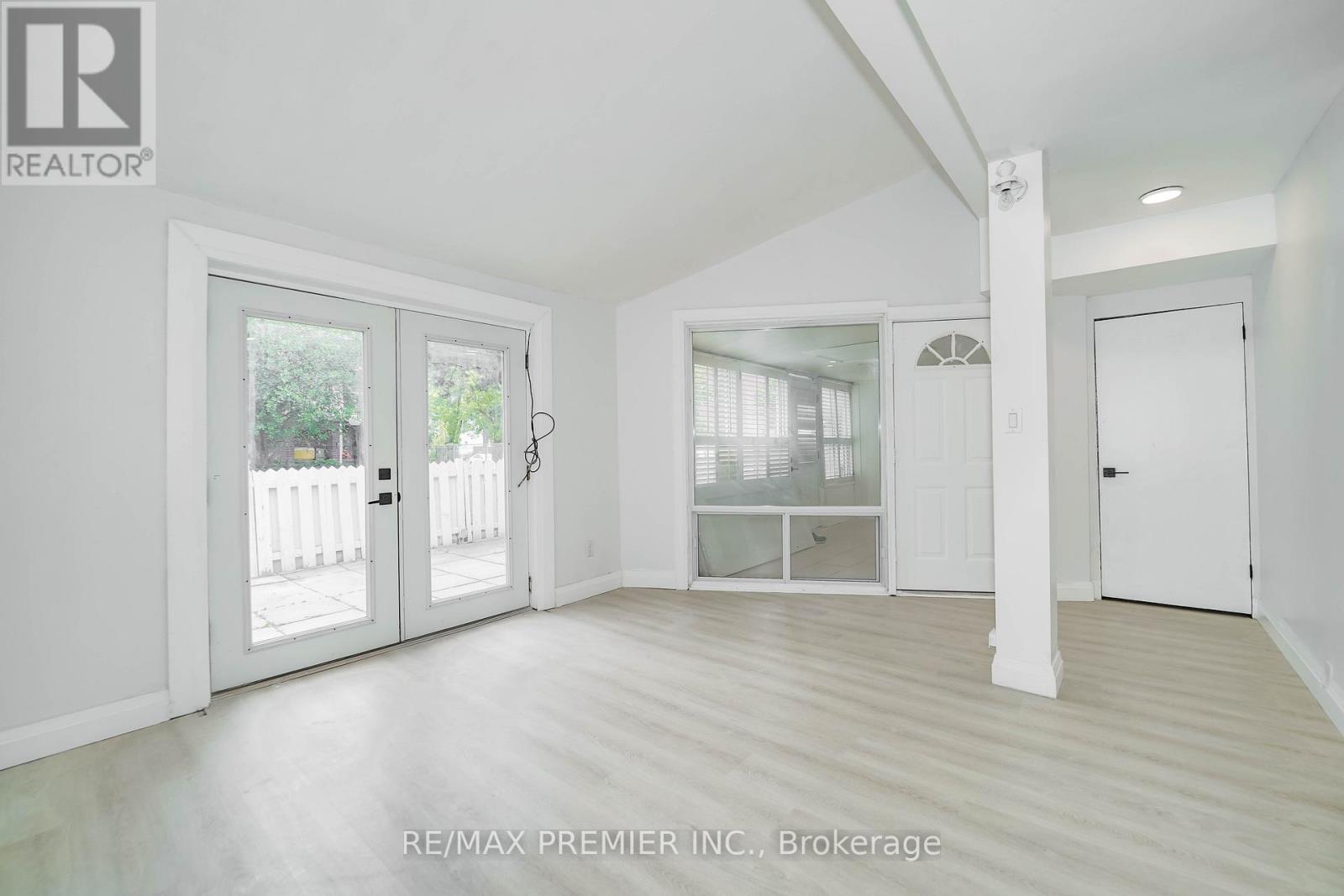 Unit 106 - 2901 Jane Street, Toronto, Ontario  M3N 2J8 - Photo 24 - W12261024