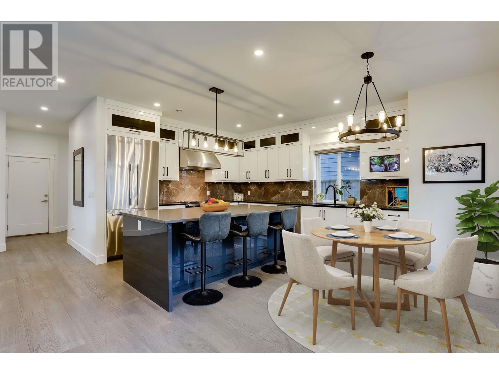 Property at 5067 44B AVENUE image 3