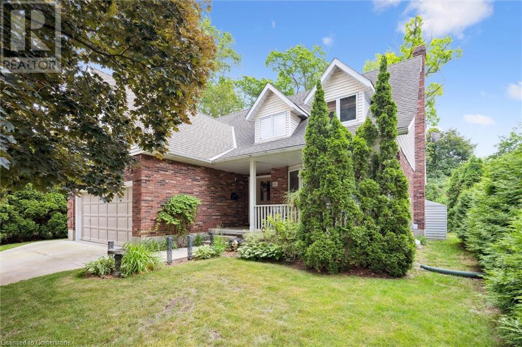 Property at 45 APPLEWOOD Crescent image 1